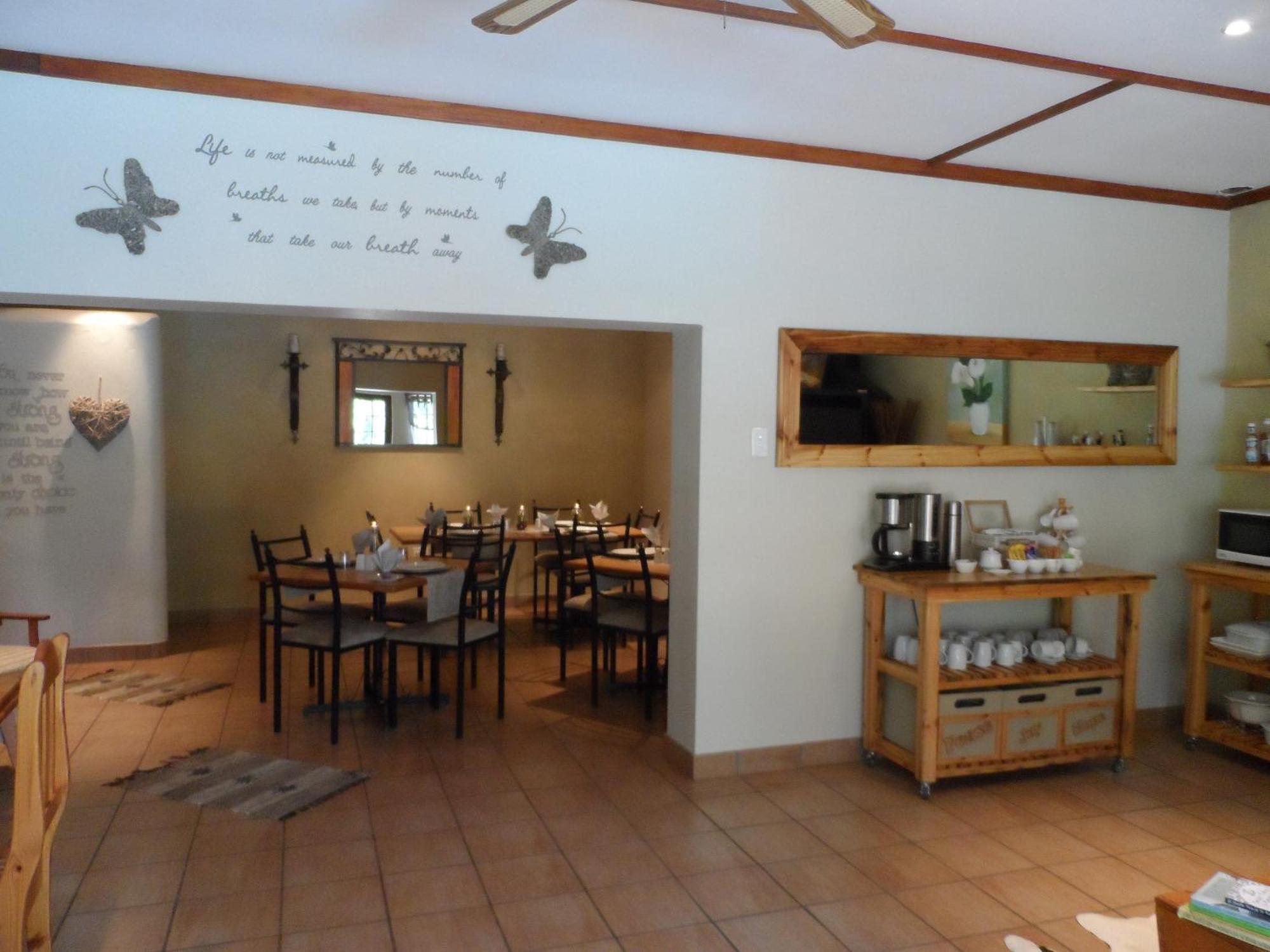 A Cherry Lane Self Catering And B&B Bloemfontein Exteriör bild